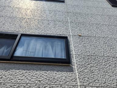 掛川市雨漏り修繕外壁張替え｜サッシまわりのひび割れ調査とサイディング復旧事例